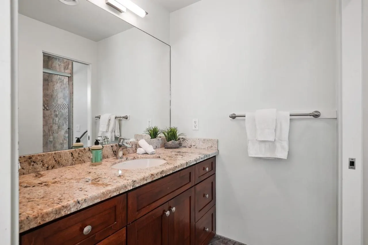 Holiday home Ocean View Paradise W Private Patio &