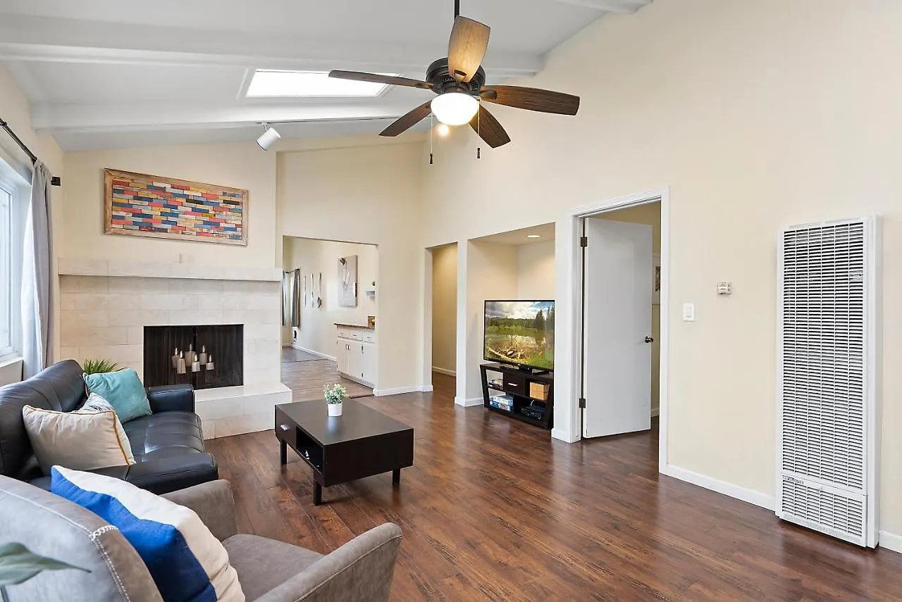 Pacific Paradise - Large Patio, Hot Tub, Short Walk To Beach, & Parking * San Diego