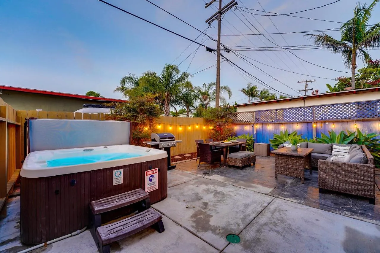 Pacific Paradise - Large Patio, Hot Tub, Short Walk To Beach, & Parking