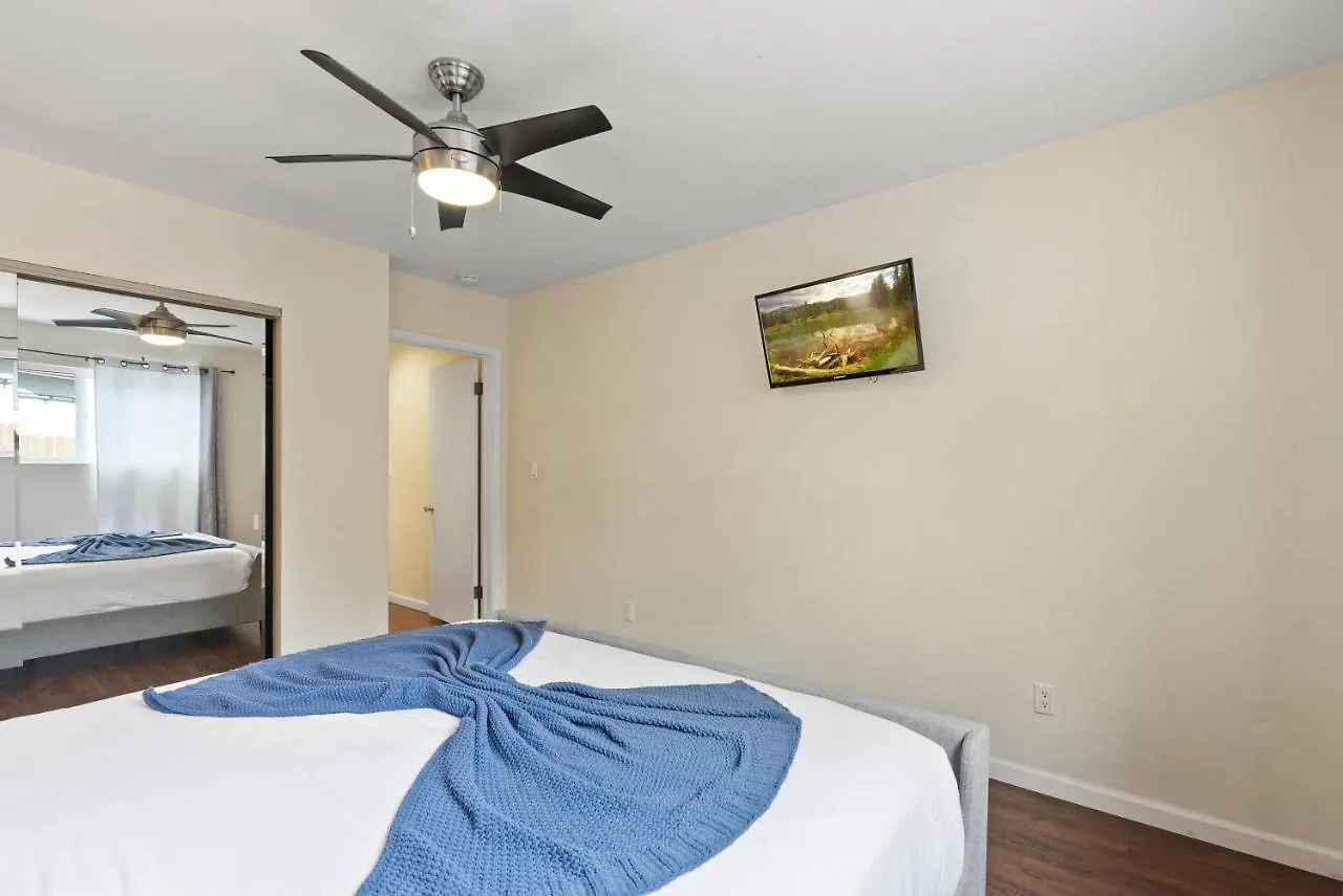 Pacific Paradise - Large Patio, Hot Tub, Short Walk To Beach, & Parking San Diego