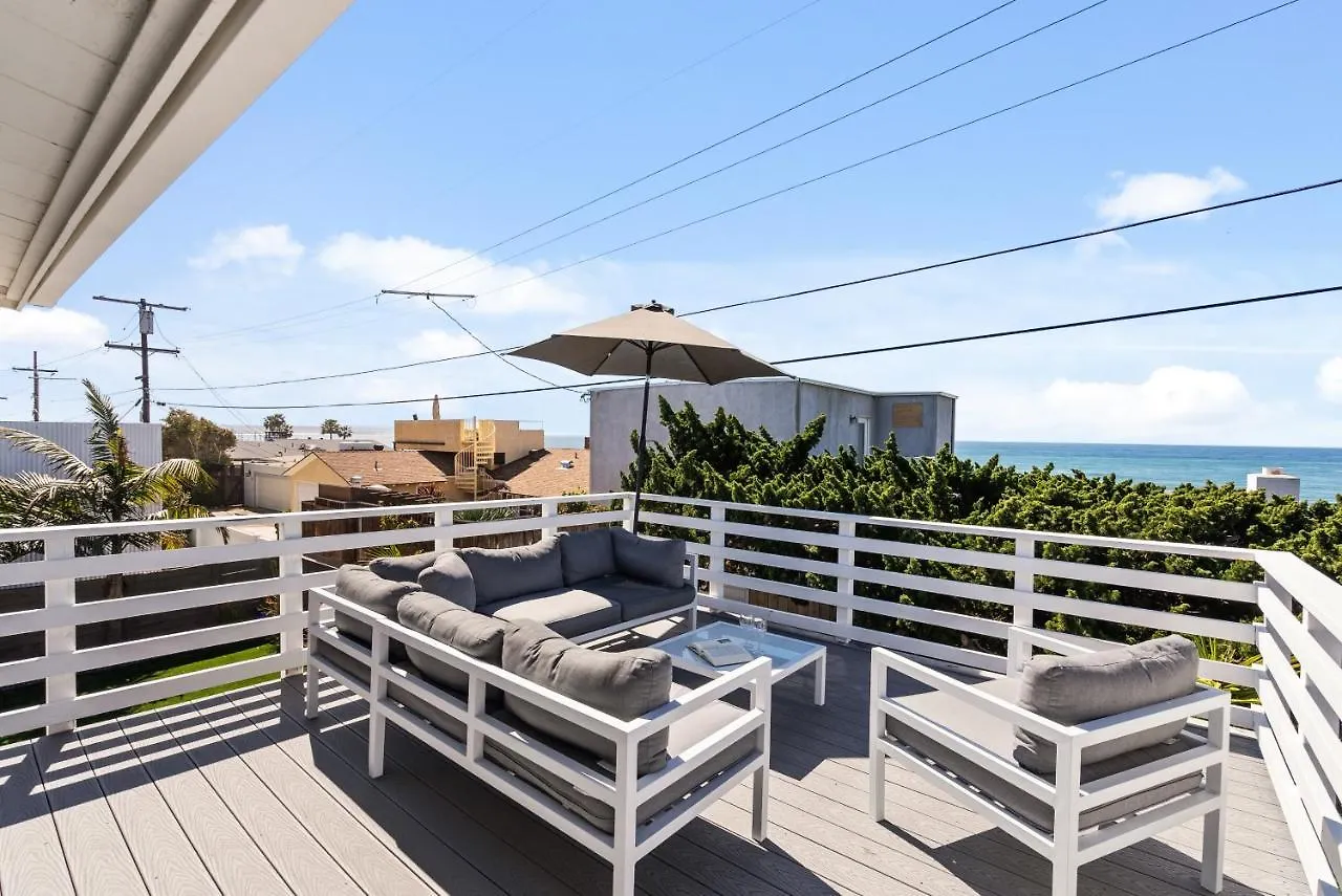 Bird Rock Dreams - Ocean Views, Massive Yard, Outdoor Dining, Fast Wifi & Ac! *