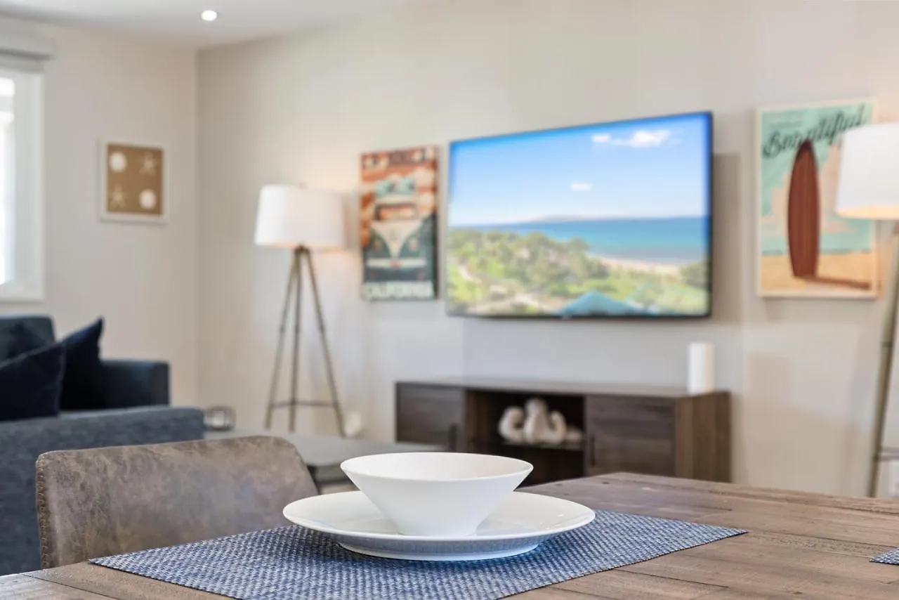 Bird Rock Dreams - Ocean Views, Massive Yard, Outdoor Dining, Fast Wifi & Ac!