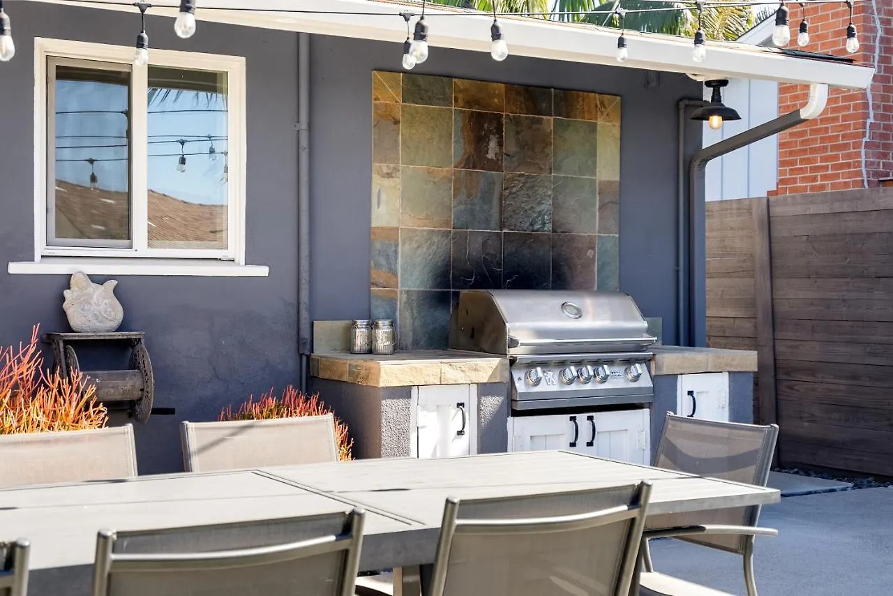 Bird Rock Dreams - Ocean Views, Massive Yard, Outdoor Dining, Fast Wifi & Ac! Holiday home San Diego