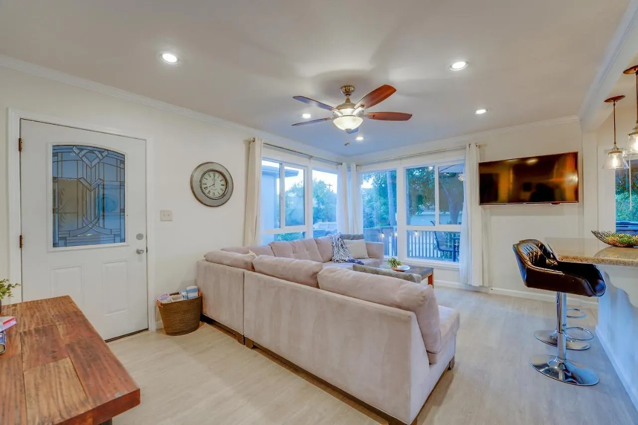 Holiday home Windnsea Perfection - Walk2beach, Pet Friendly & Parking *