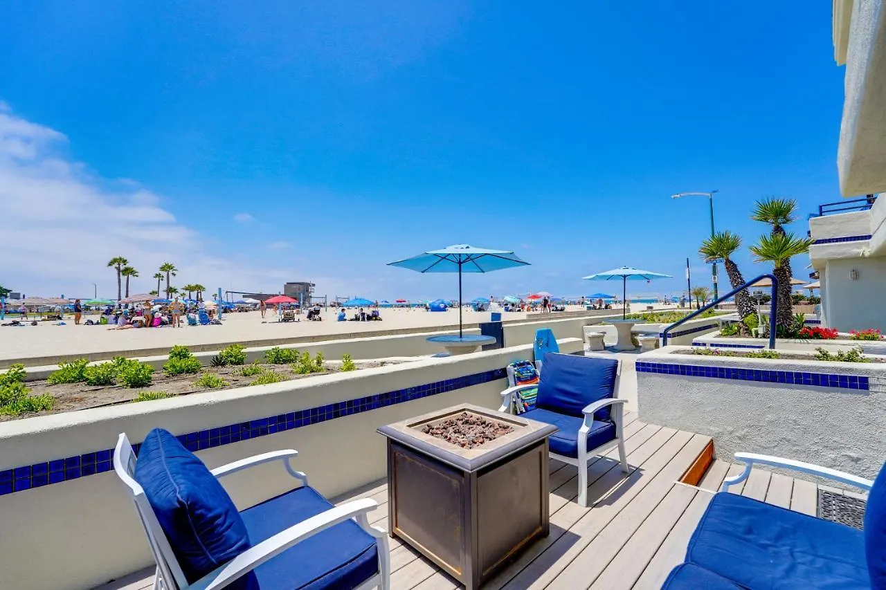 Oceanfront With Front Patio, Gas Grill, Fire Pit - Prime Location!!