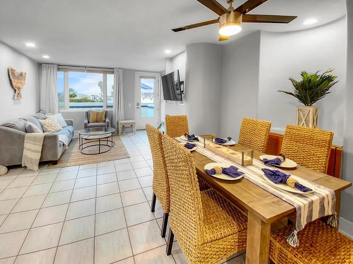 Oceanfront With Front Patio, Gas Grill, Fire Pit - Prime Location!! *