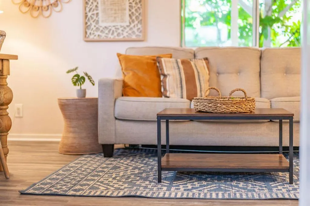 Delightful In Seaside Town Of La Jolla Village Holiday home *
