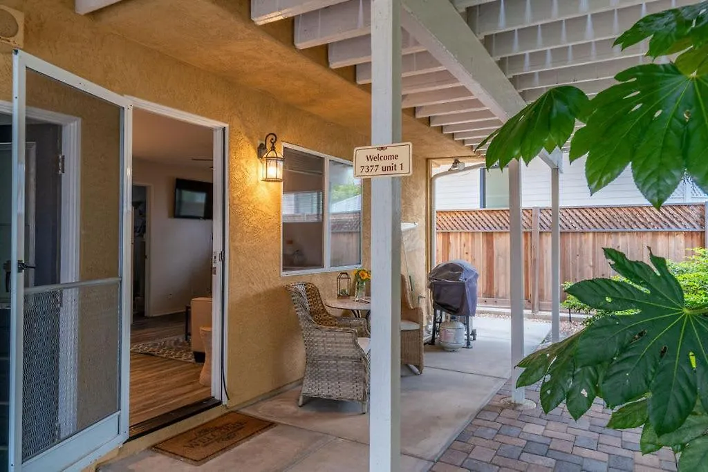 Delightful In Seaside Town Of La Jolla Village Holiday home