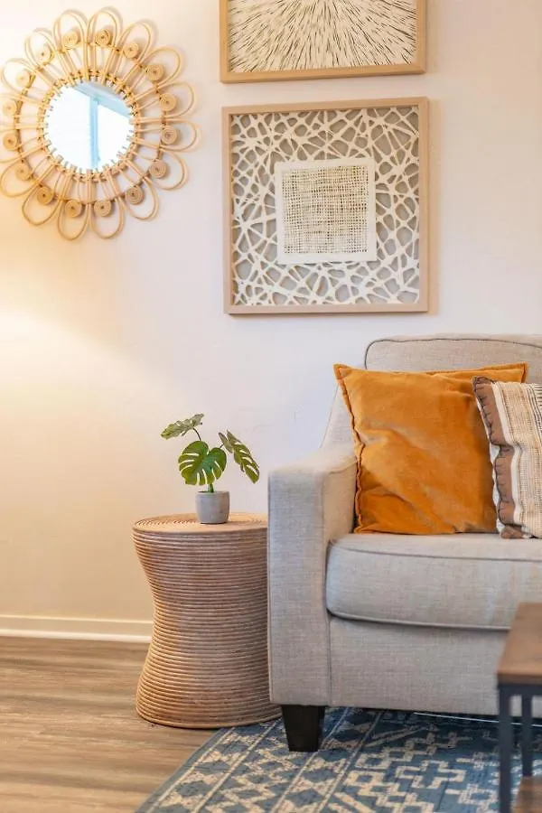 Delightful In Seaside Town Of La Jolla Village Holiday home *