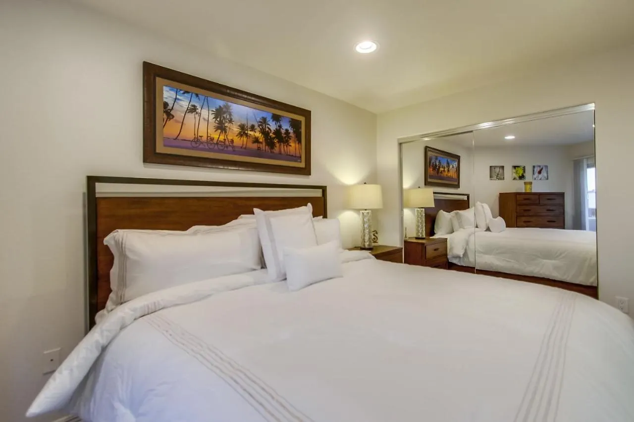 Bay View Dream - Steps To Bay, Rooftop Patio & Ac Holiday home San Diego