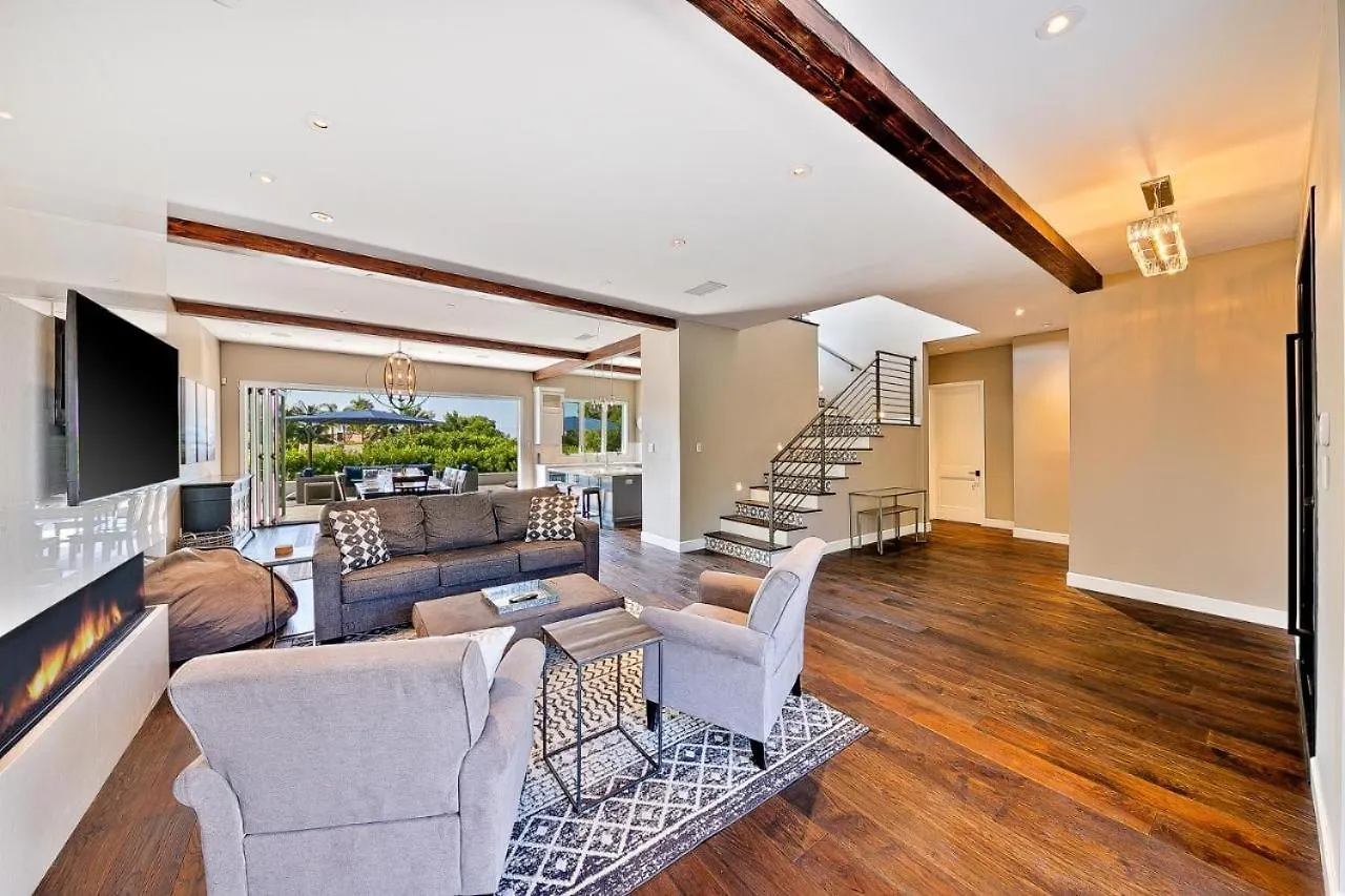 Holiday home Luxury Bird Rock With Private Pool, Hot Tub & Fire Pit!