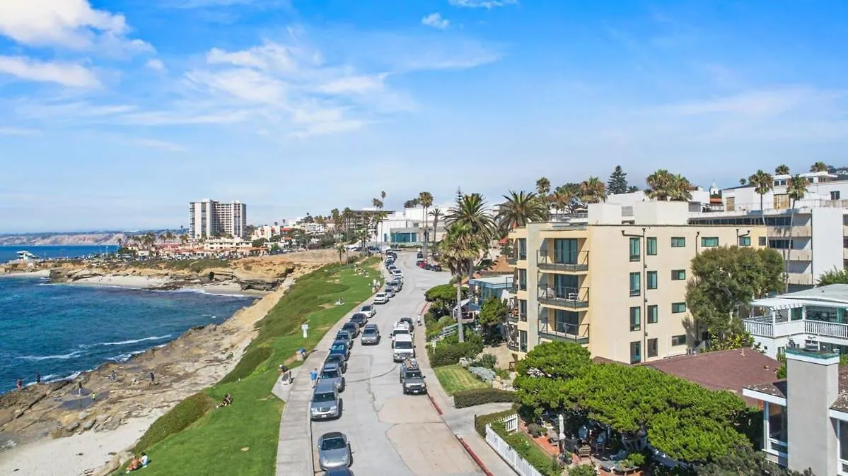 La Jolla Seaside Dream W Private Patio & Jacuzzi *
