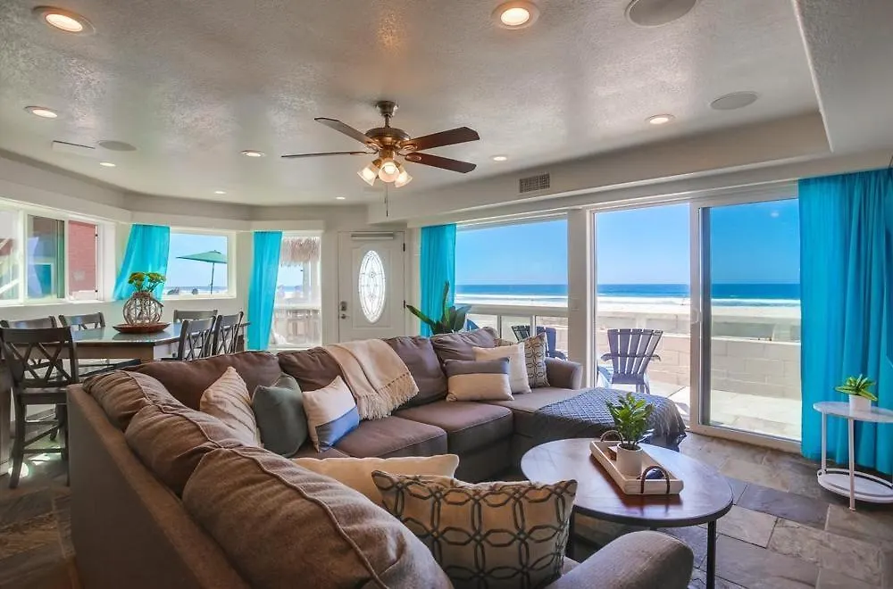 Aloha Breeze 1 Holiday home *