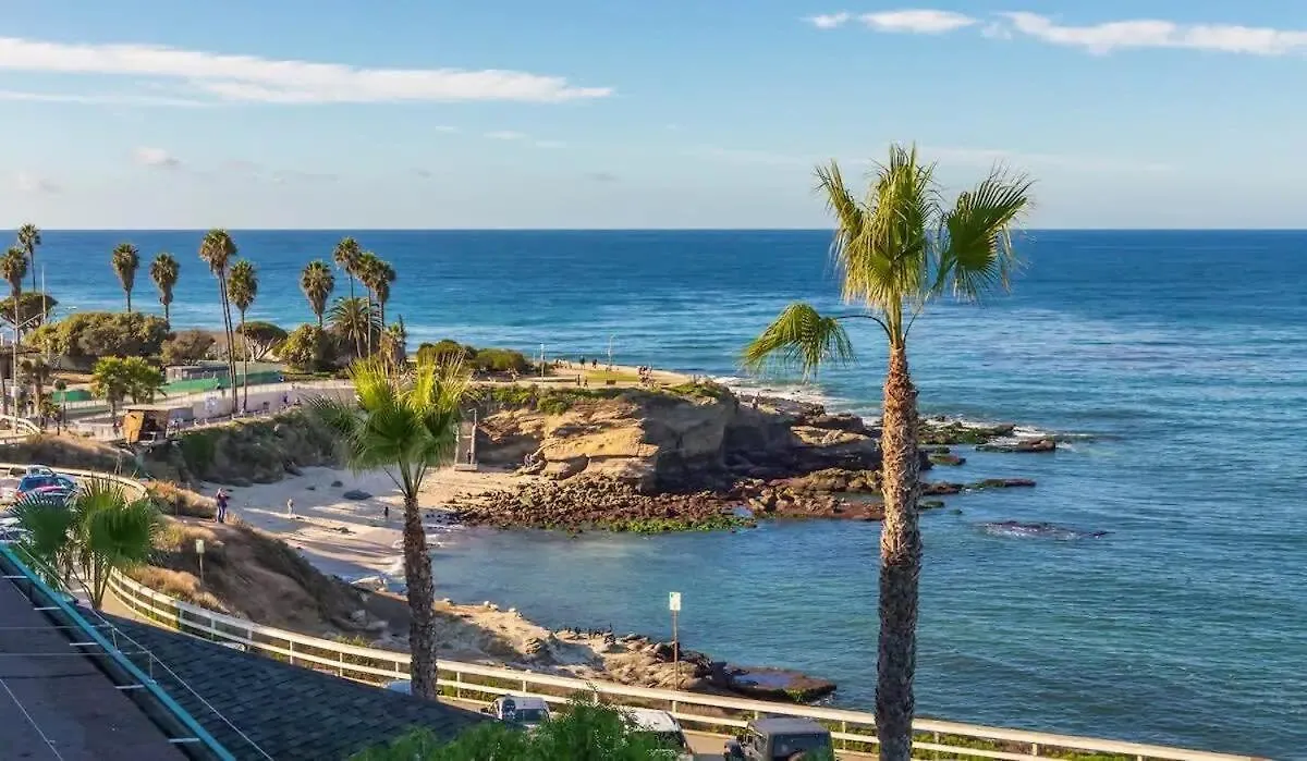 La Jolla Cove-oceanfront 5600sf 3br+loft 5ba House Villiage Location Walk Everywhere *