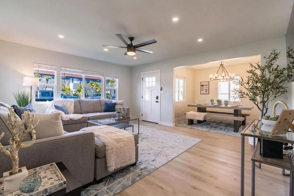 Holiday home Modern Haven Newly Remodeled