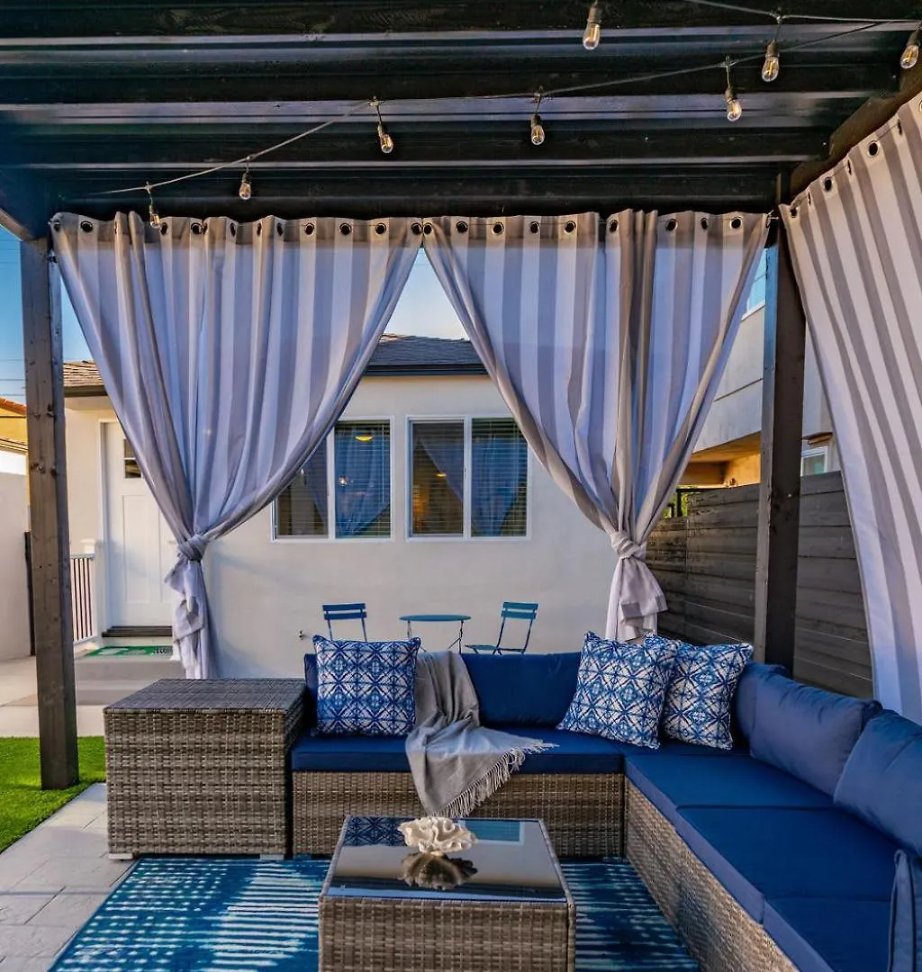 Modern Haven Newly Remodeled *
