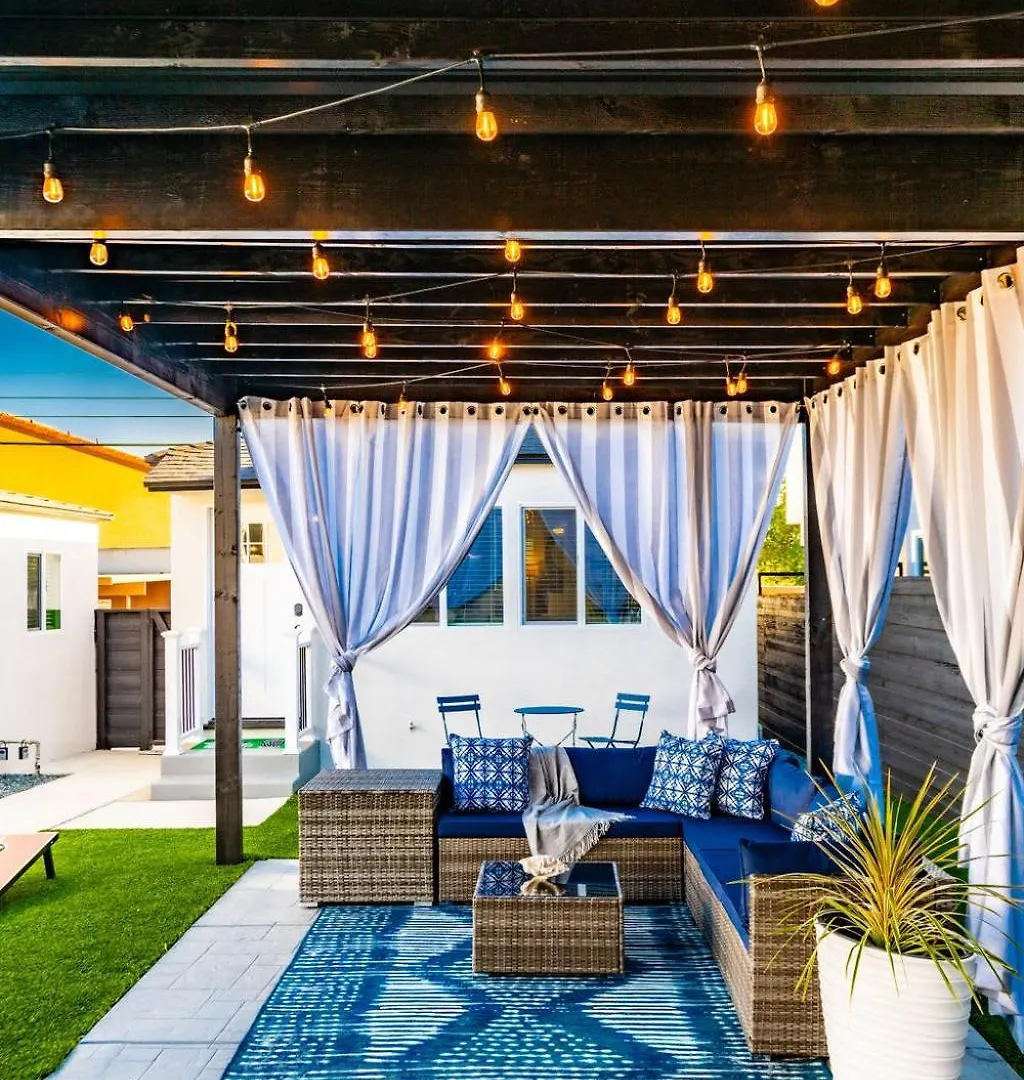 Modern Haven Newly Remodeled *