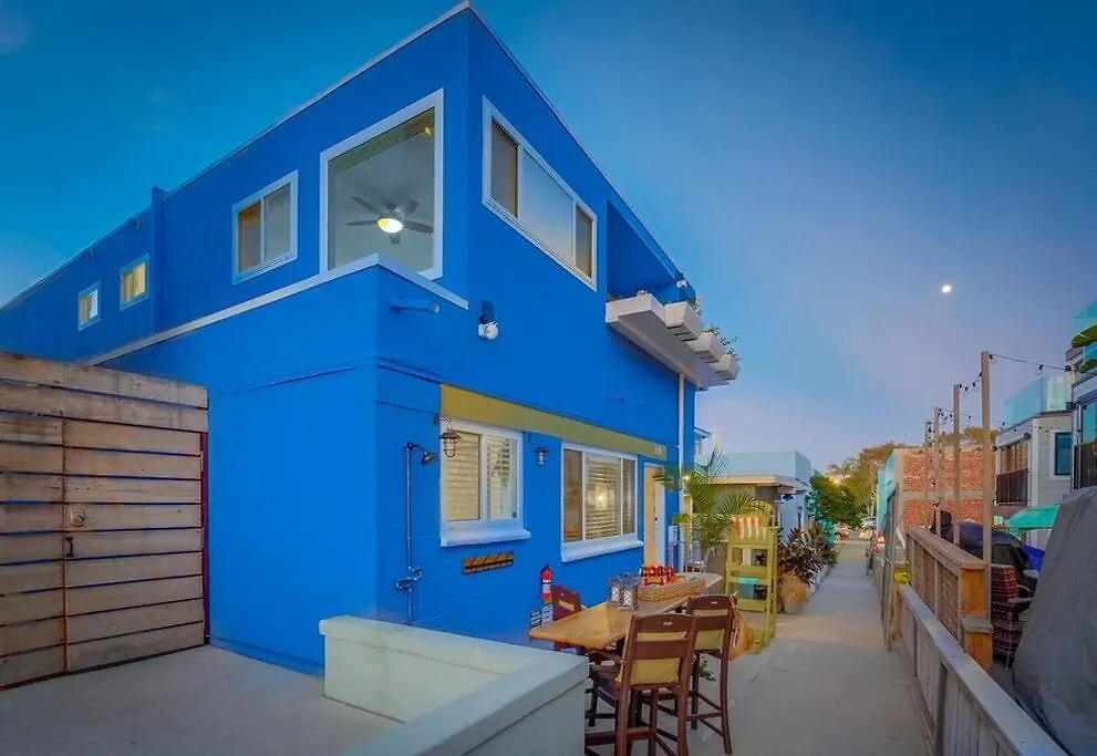 Ocean View Blue Mission Paradise Holiday home *