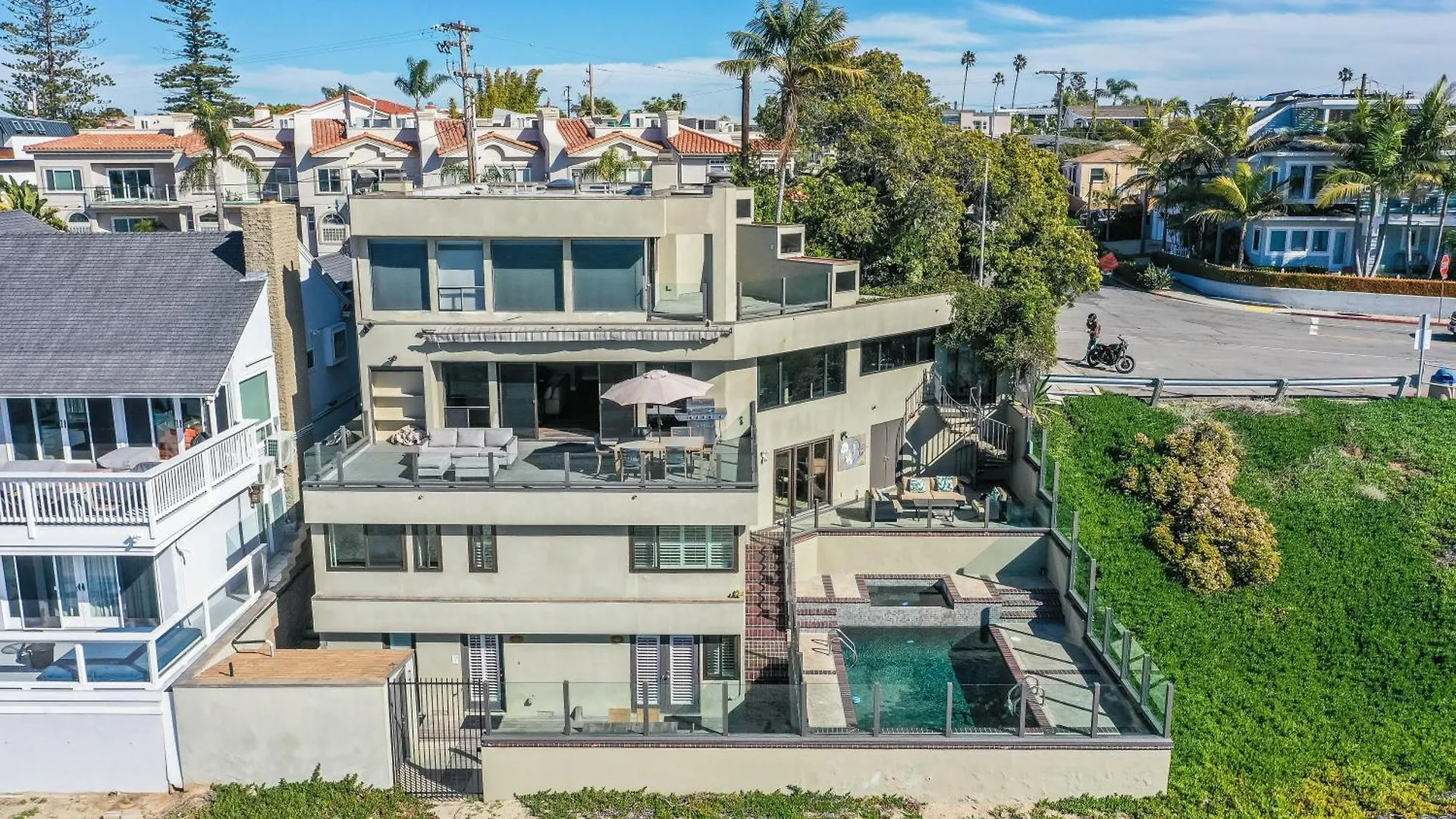 Mission Bay Dreams - W Bay Access, Parking, Pool &