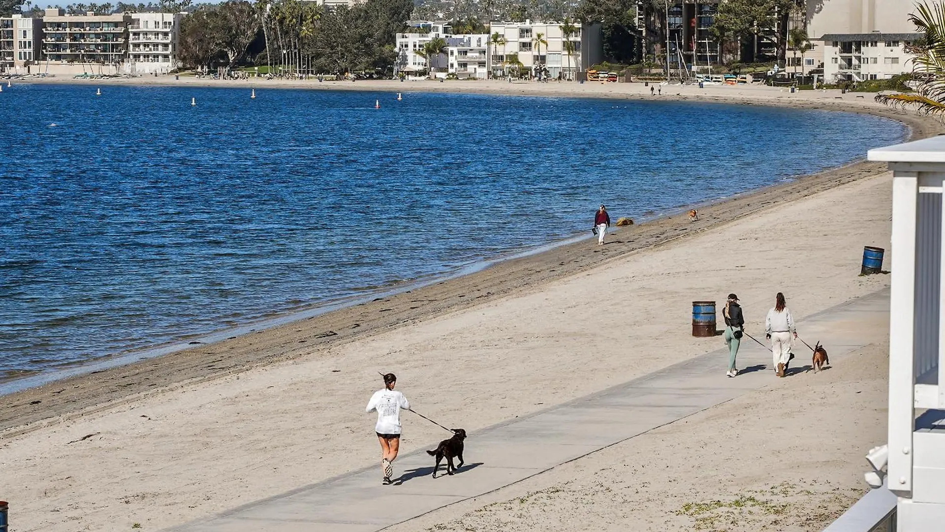 Mission Bay Dreams - W Bay Access, Parking, Pool & Holiday home San Diego