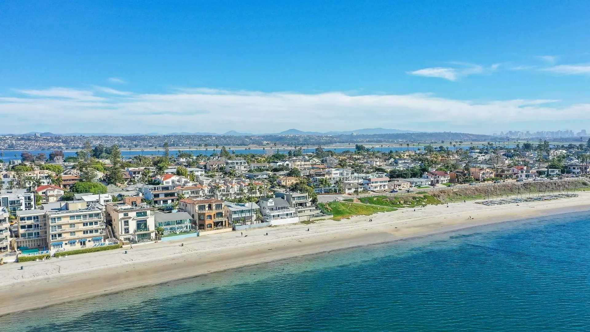 Mission Bay Dreams - W Bay Access, Parking, Pool & *