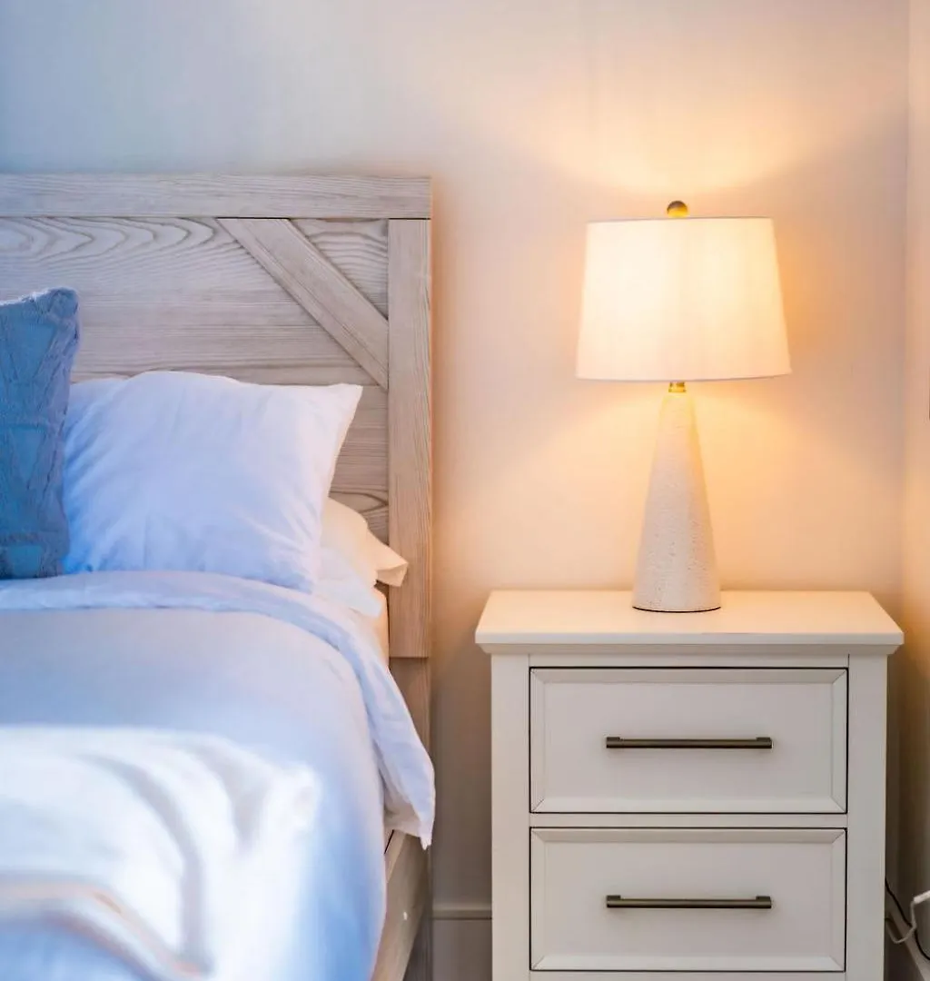 Blue Water View In Prime Coastal Locale Holiday home *