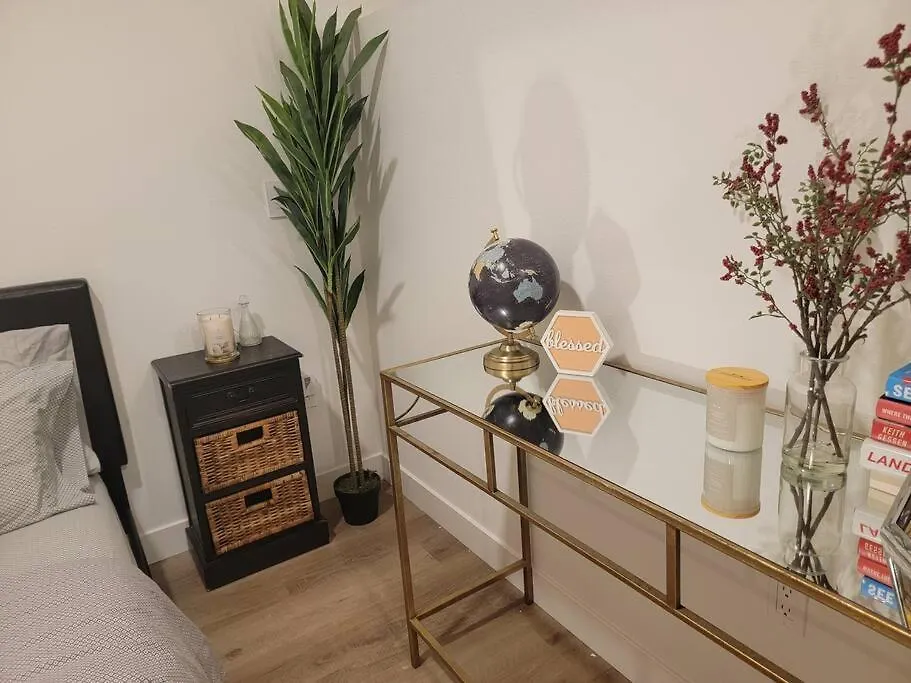 Apartment Amazing Big Studio Near Balboa Park Jacuzzi Rooftop Free Parking! San Diego
