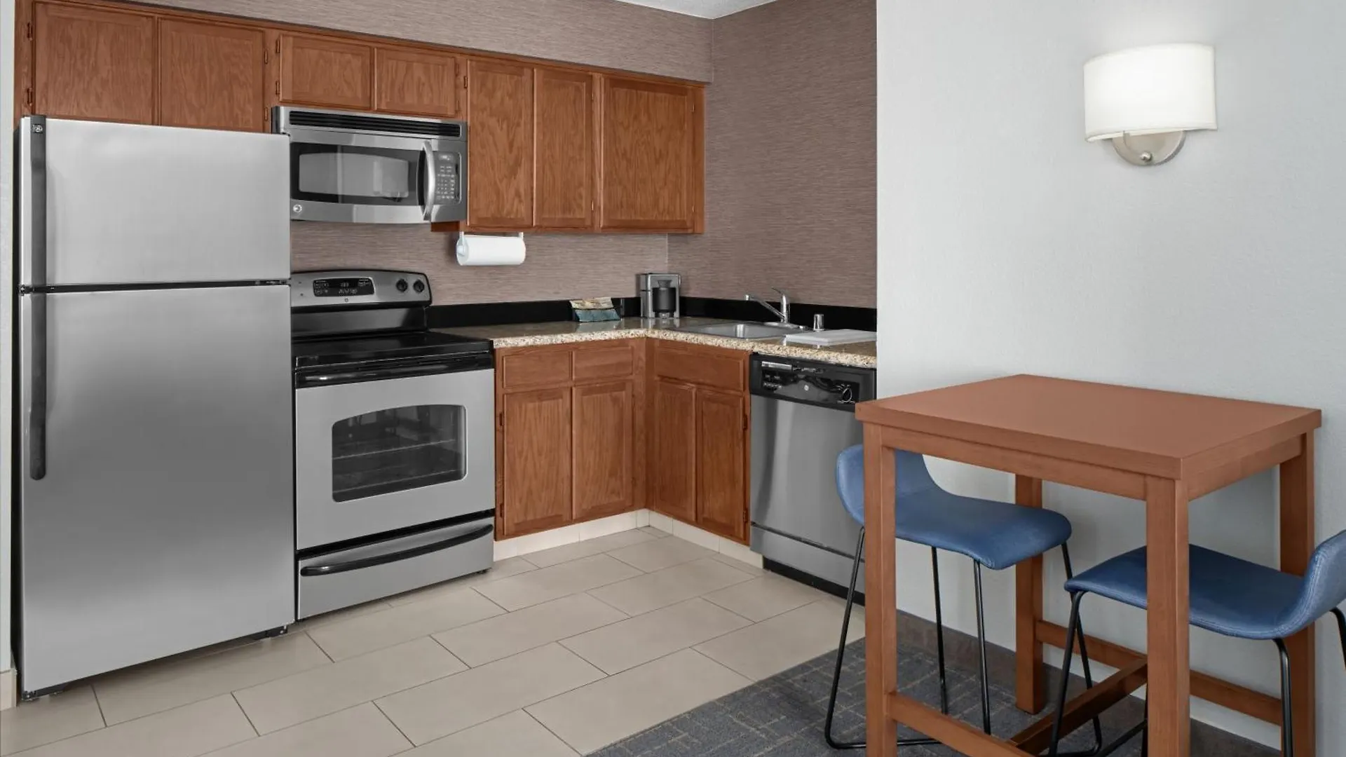 Hotell By Marriott Downtown 3*