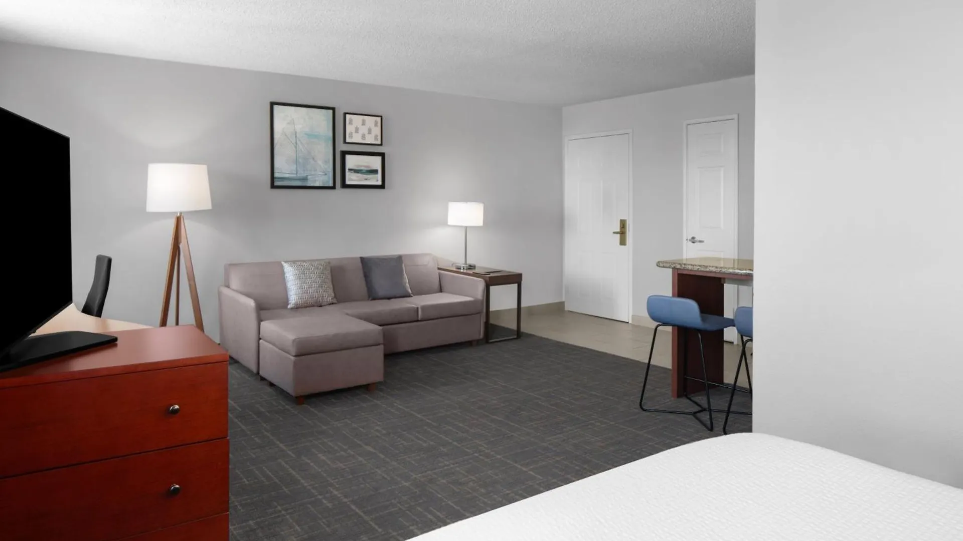 By Marriott Downtown Hotell