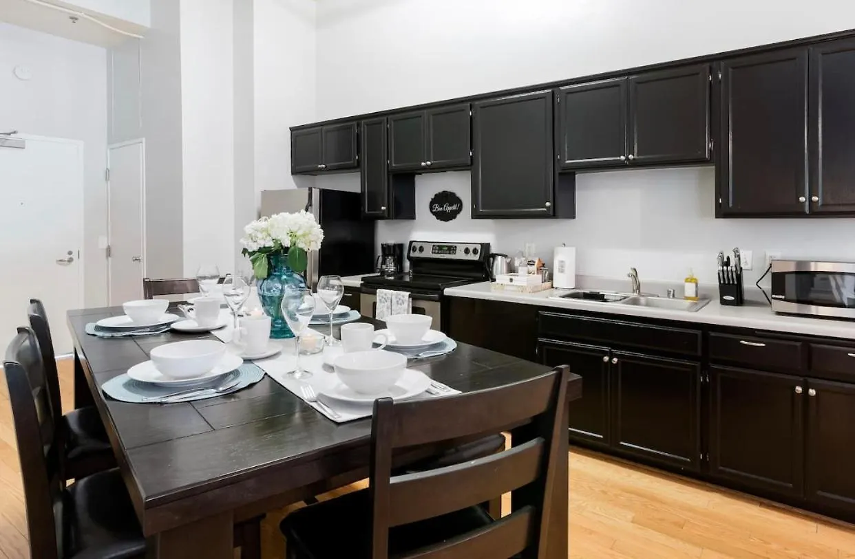 Gaslamp 2bdrm1ba - W Parking & 4 Beds #304 Hotel San Diego