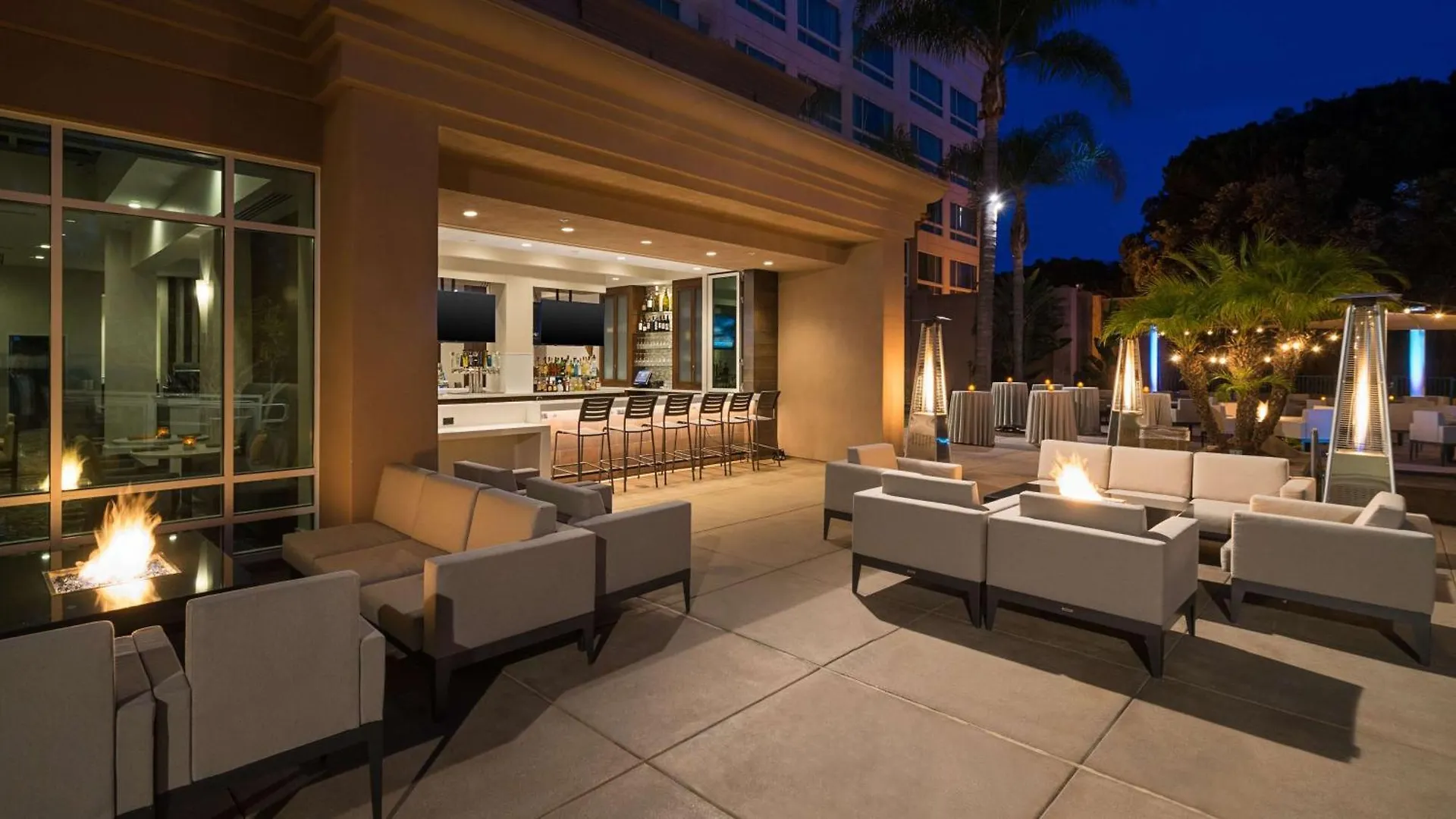 Doubletree By Hilton Del Mar