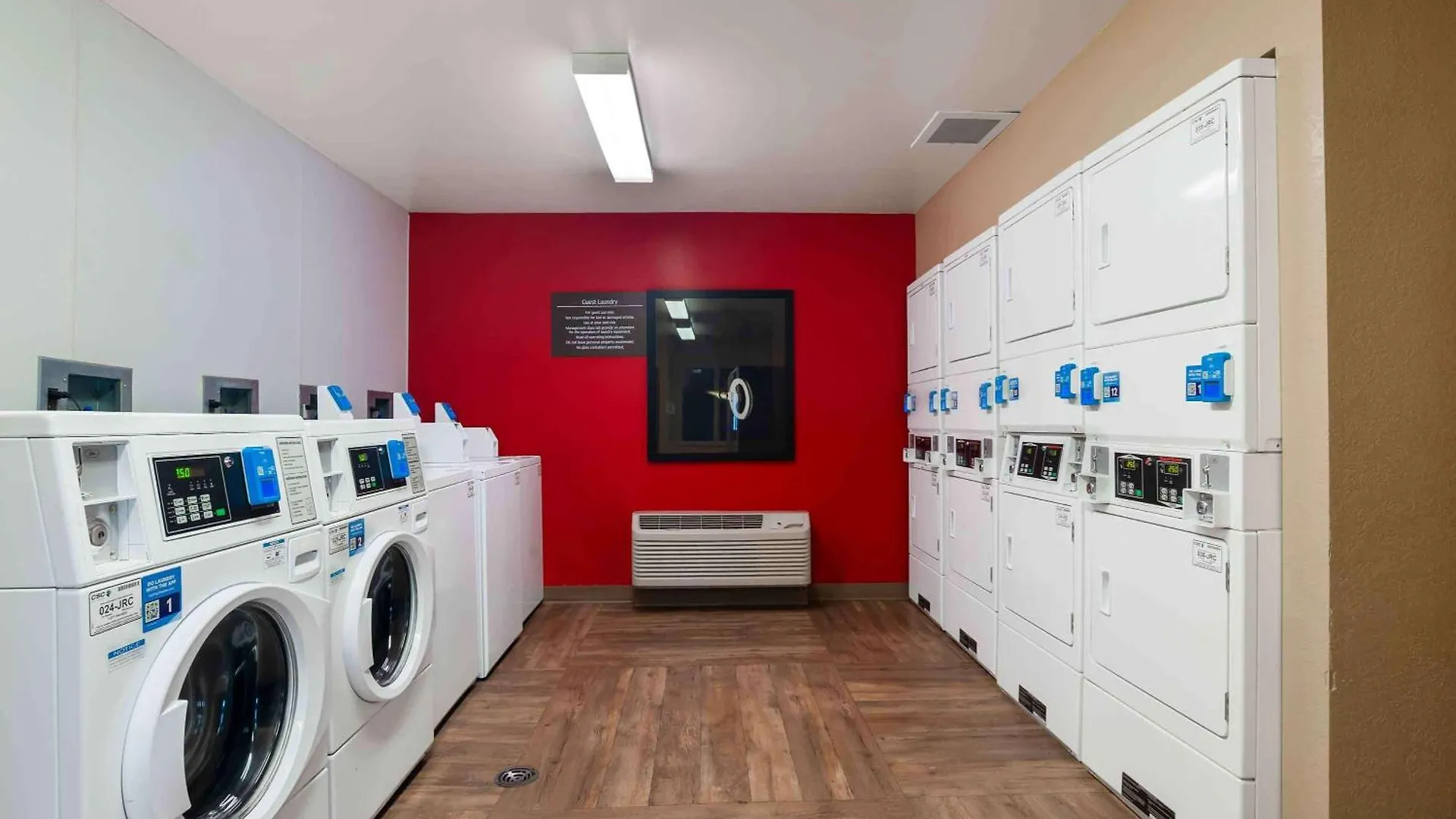 Extended America - - Circle Hotel San Diego