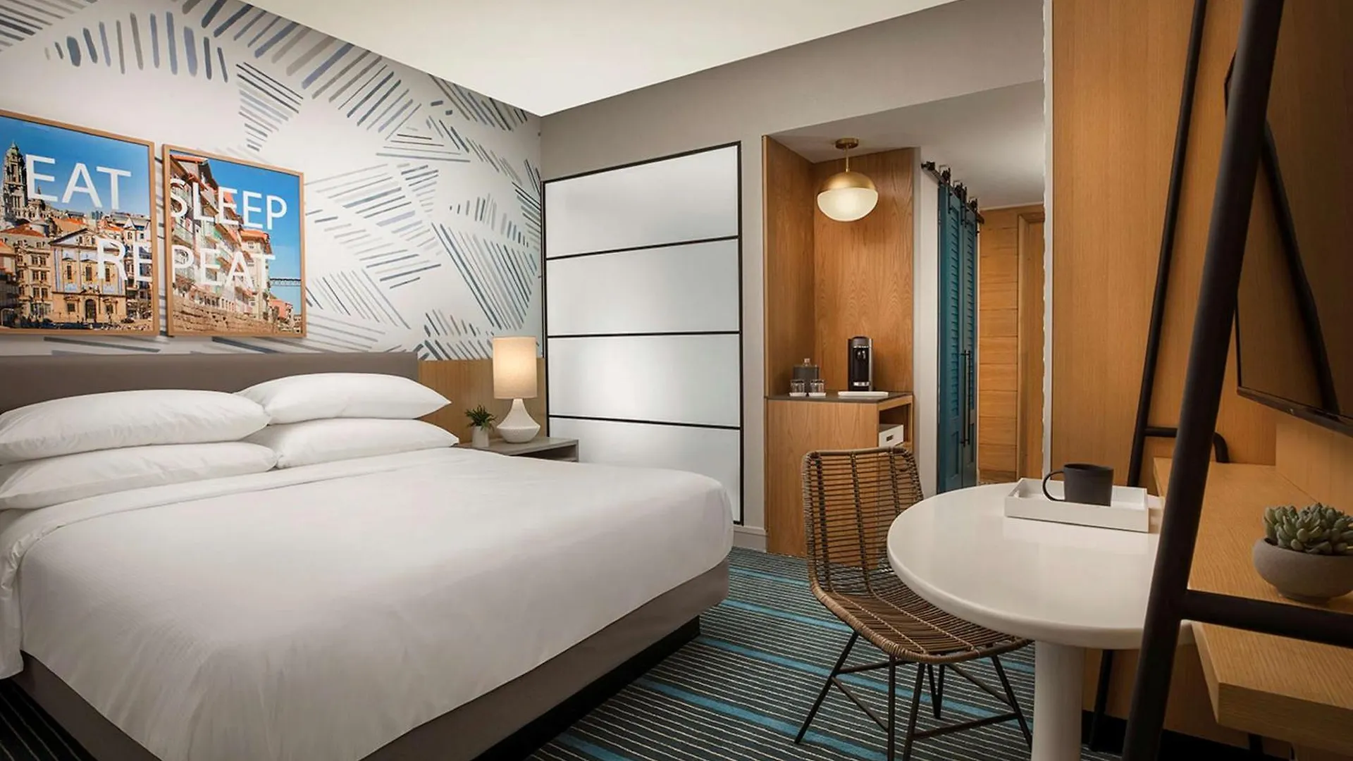 The Monsaraz San Diego, Tapestry Collection By Hilton San Diego