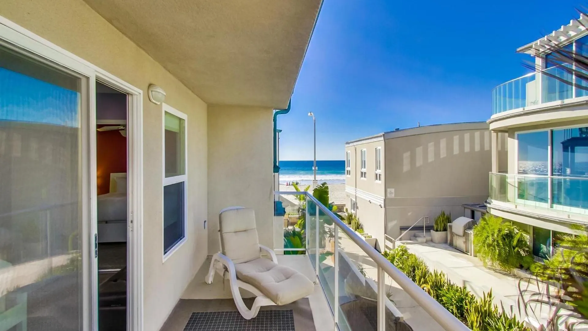 B5026 Rockaway Oceanfront 2 *