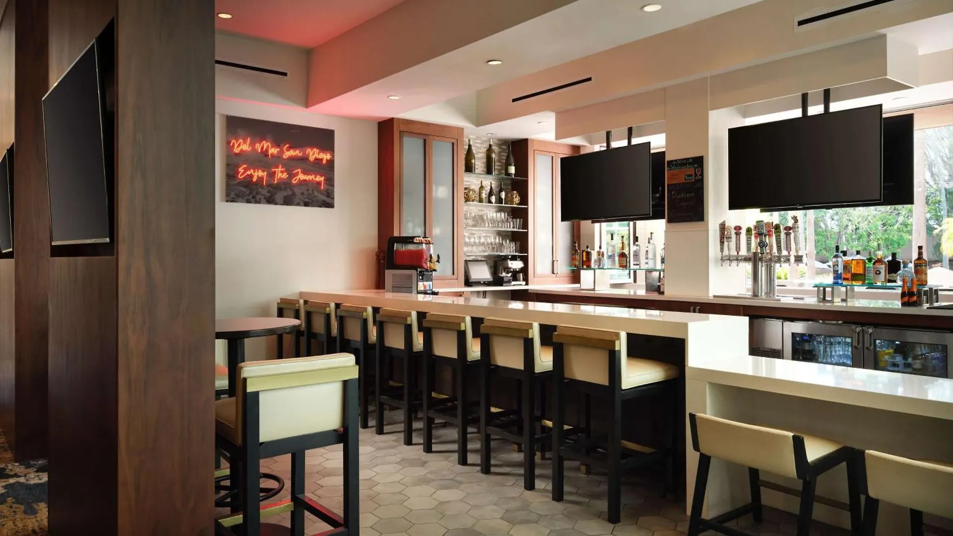 מלון Doubletree By Hilton Del Mar