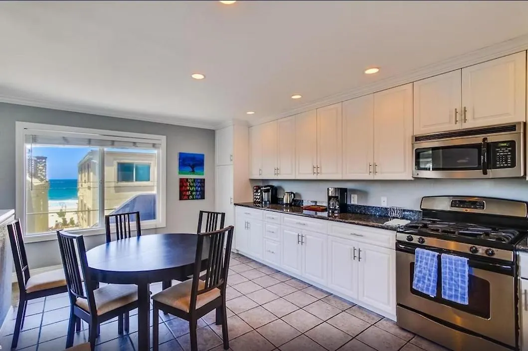 Apartment Mission Townhome Getaway