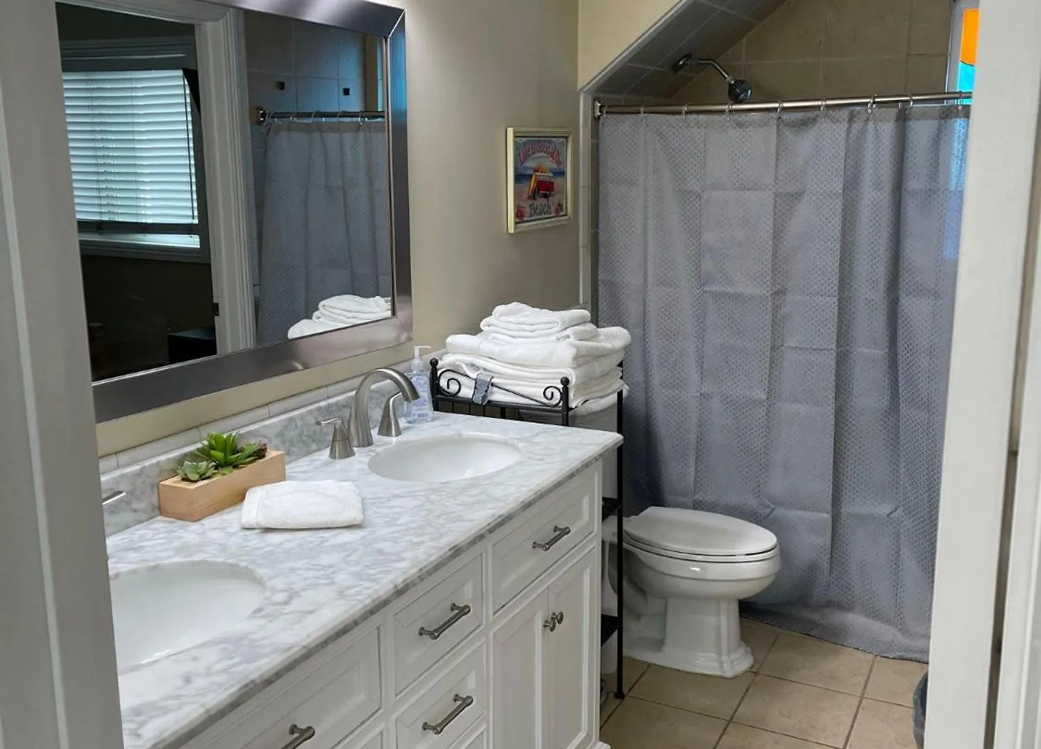 Apartment Mission Townhome Getaway