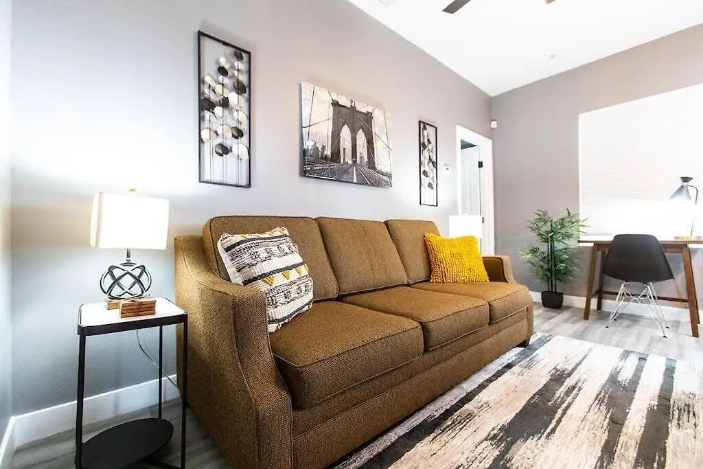 Apartment Healthcare&business-professionals-pets A C Wi-fi