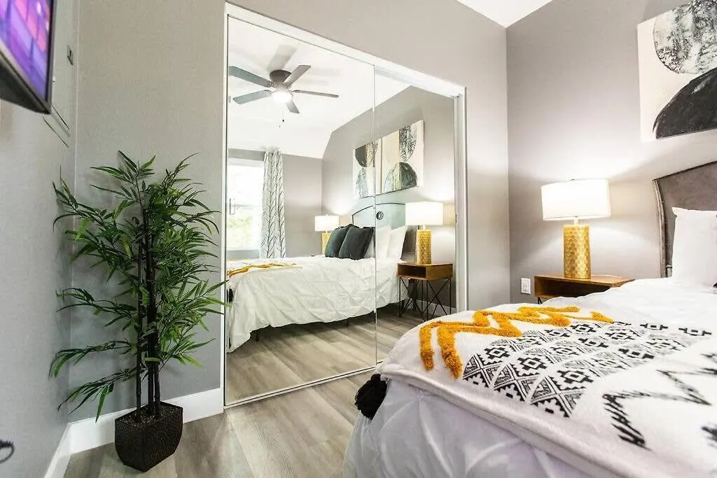 Apartment Healthcare&business-professionals-pets A C Wi-fi San Diego