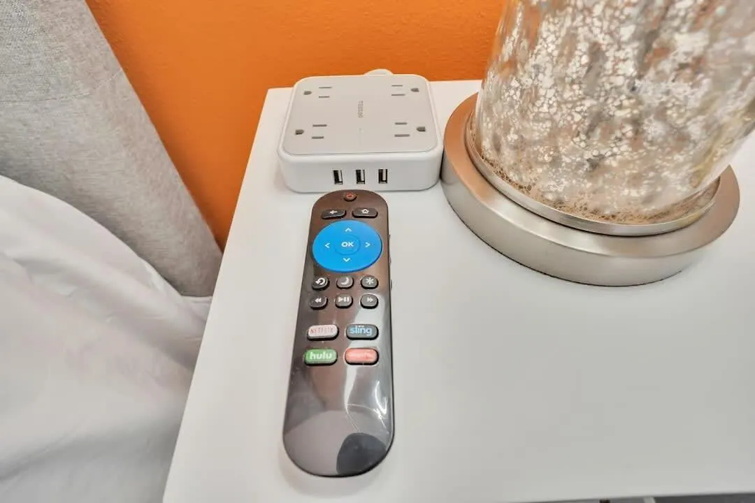 Professionals-restaurants-fastwifi-a C-desk- Pets Apartment *