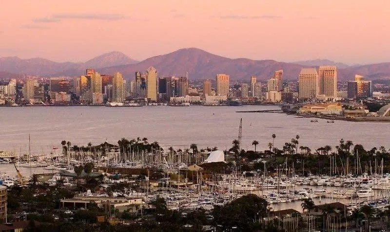 Holiday home Nautical Point Loma Getaway - 7 Mins To Airport *