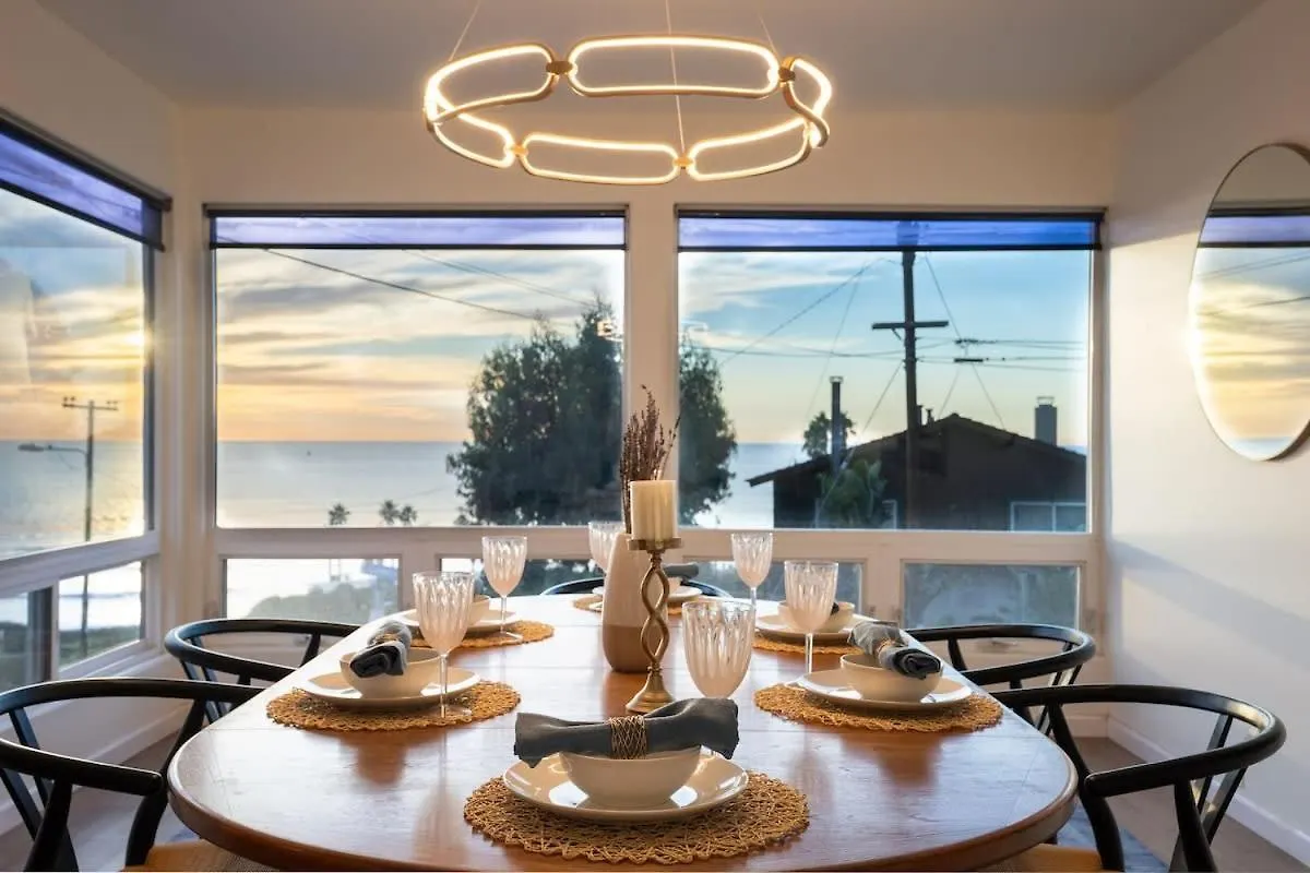 Holiday home Sunset Serenity On The Cliffs