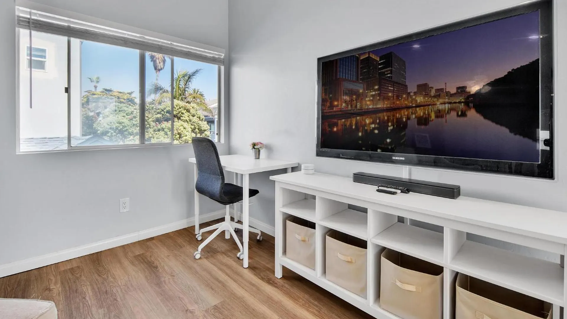 Stunning Haven! Steps To The & Pet Friendly! San Diego