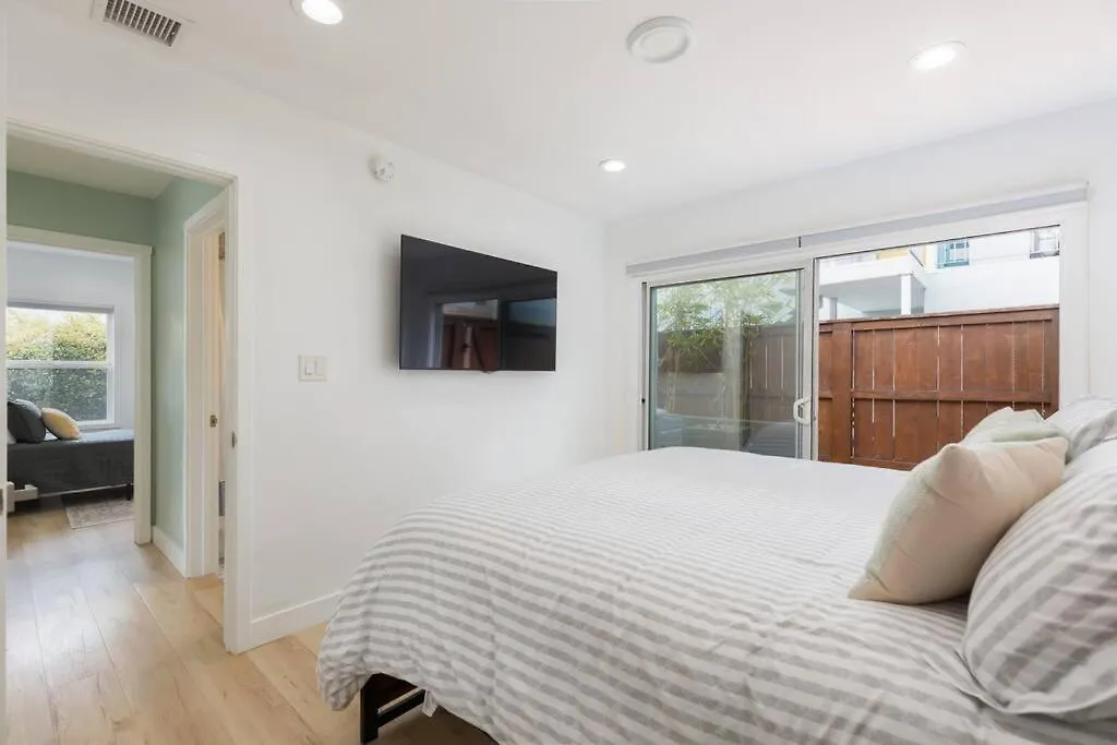House In The Heart Of Pb