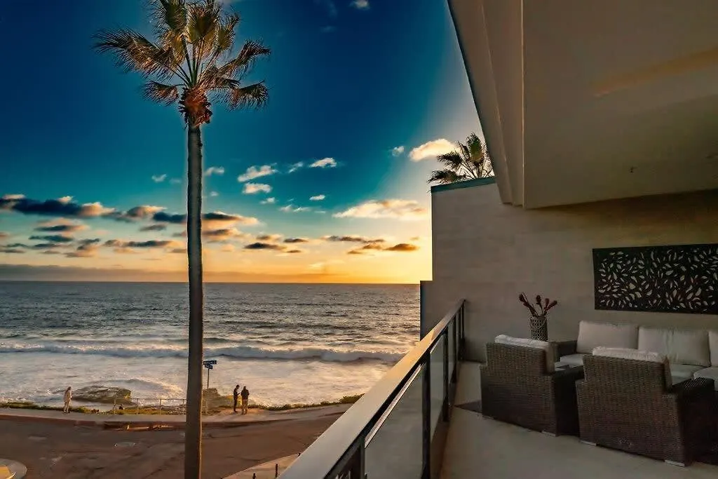 Beachside Paradise In Windansea *