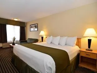 Western Americana Hotel 3*