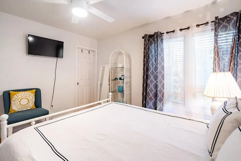 Serenity House Near Gaslamp, Zoo & Petco Apartment