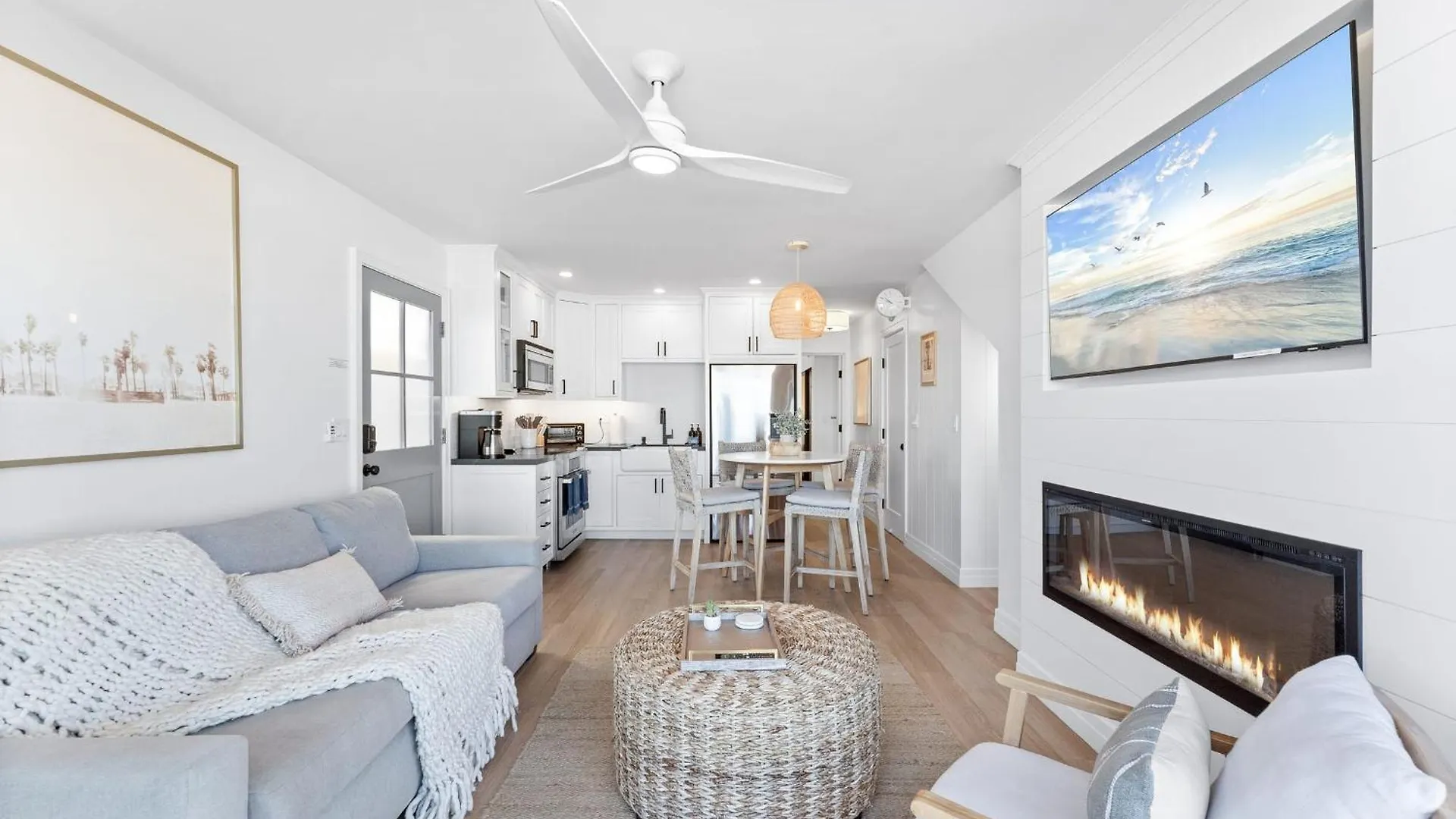 Holiday home Luxury Ground N Oceanfront Unit With Patio Lounge San Diego