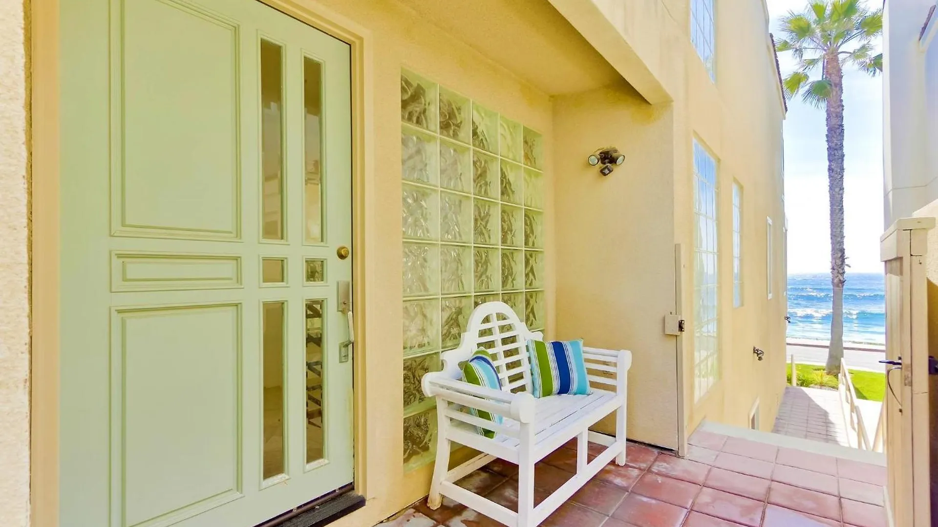 B5120 La Jolla Oceanfront Holiday home San Diego