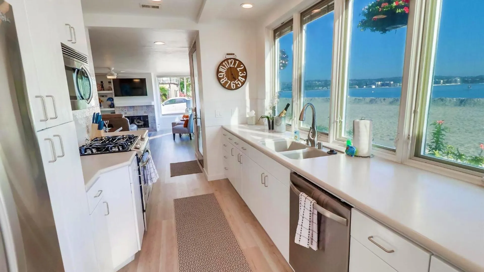 B5328 Bayside Bliss Apartment *